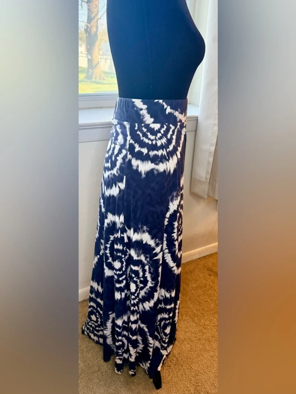Vintage INC tie dye maxi skirt boho festival  elastic waist comfortable chic Sm